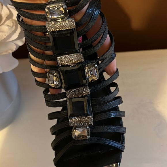 EUC TORY BURCH HEELS Sz 8.5M like new used 1X - Picture 4 of 10